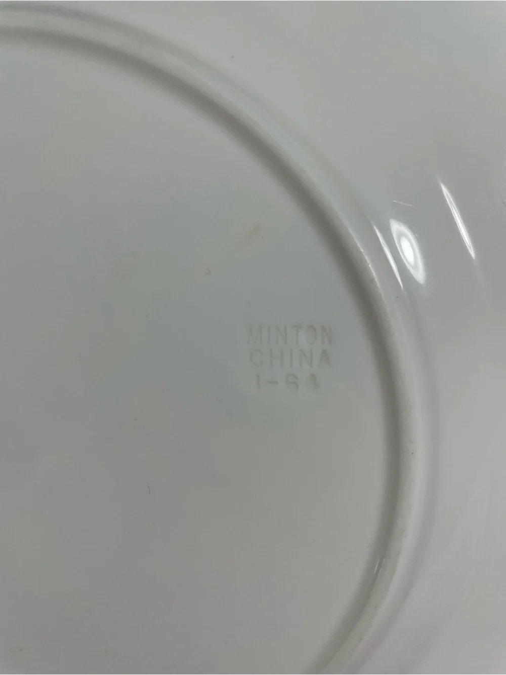 Vintage Minton White Fife Bone China Dinner Plate 10 3/4” England Discontinued